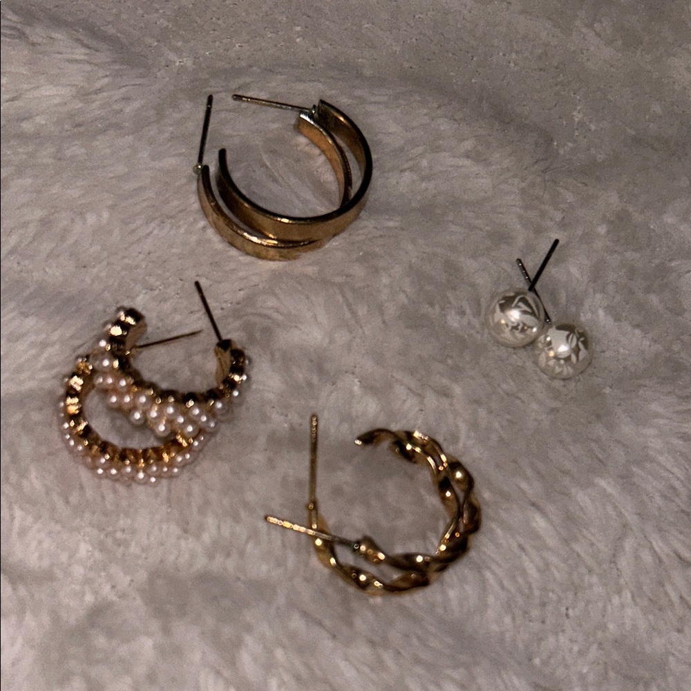 Elegant Gold and Pearl Hoop Earrings Set